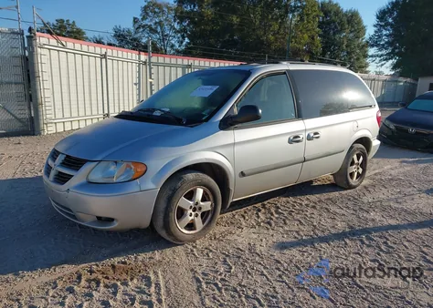 2005 Dodge Caravan Sxt from USA, damaged, VIN 1D4GP45R85B241358